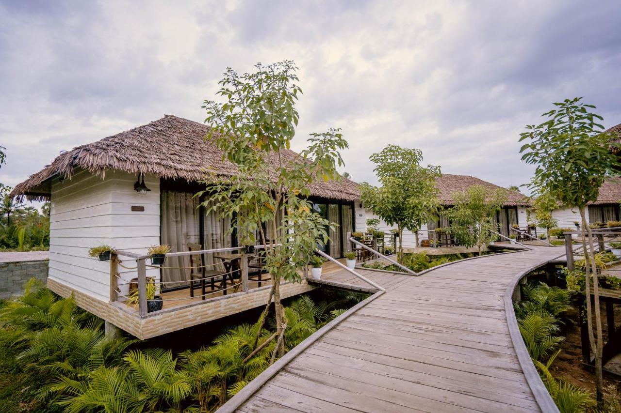 Good Time Relax Resort Kampot Buitenkant foto
